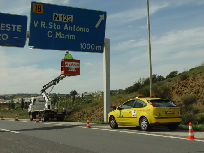 GOA – Sign Gantries