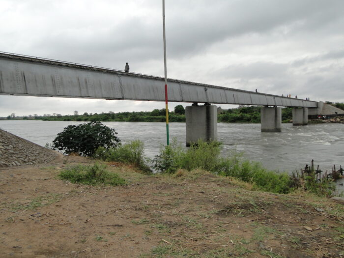 Bridge B45 over Shire River