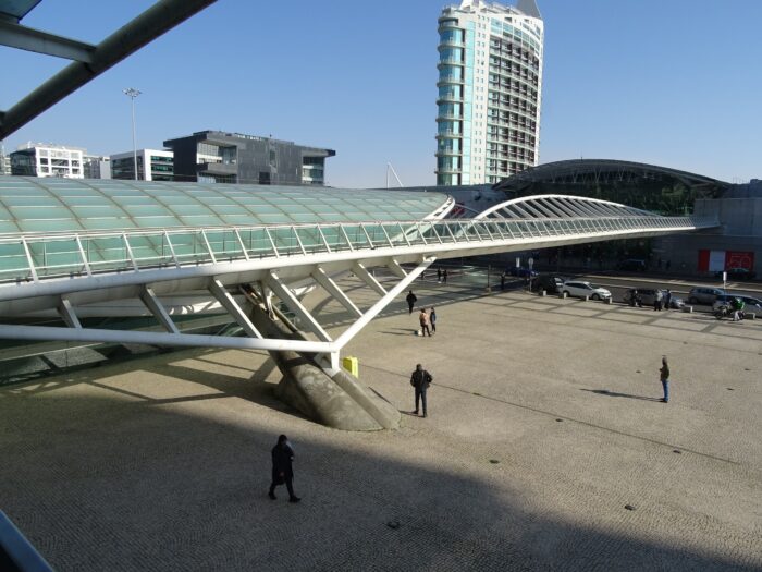Rehabilitation of Pedestrian Overpasses at Gare do Oriente