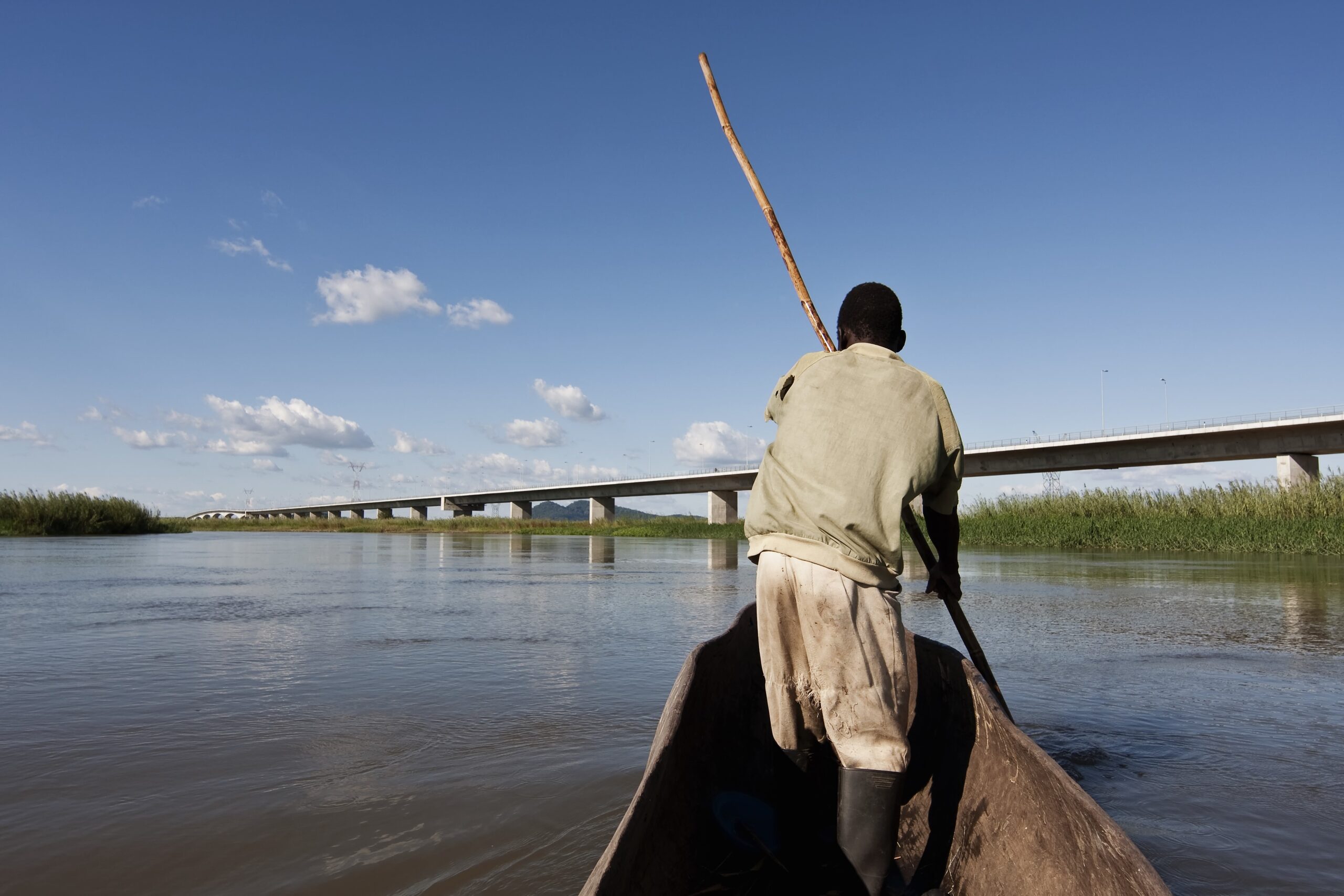 Ponte em Caia sobre o rio Zambeze